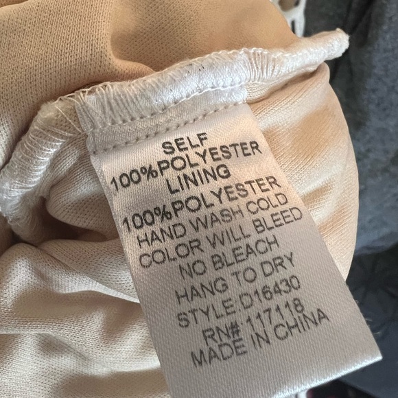 White Soleblu dress with tan lining. Size small.  Zipper on back. - Picture 11 of 12